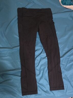 lululemon athletica Black Cropped Leggings